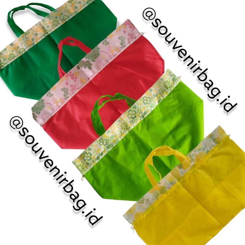 

Tas Hajatan Spunbond Serut (1 lusin isi 12 pcs)
