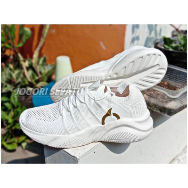 ORIGINAL Sneakers sport Ortuseight Invaders off white sepatu sneaker lifestyle kasual asli ori ortus