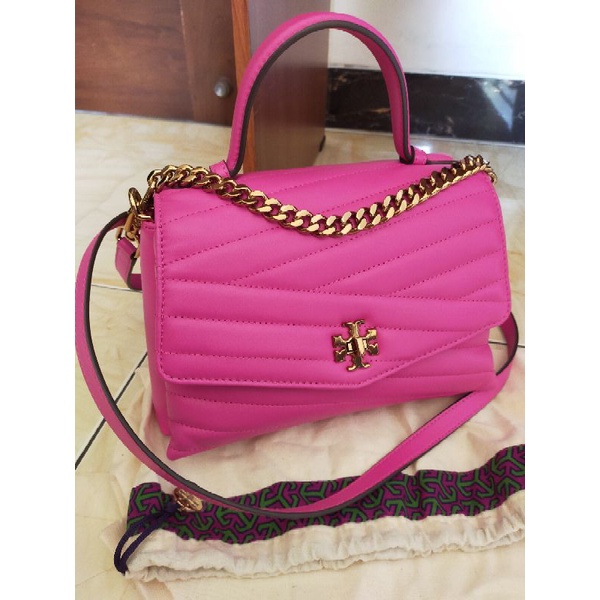 Tory Burch Kira Chevron Top Handle Crazy Pink Authentic dari Butik Tory Burch Singapura