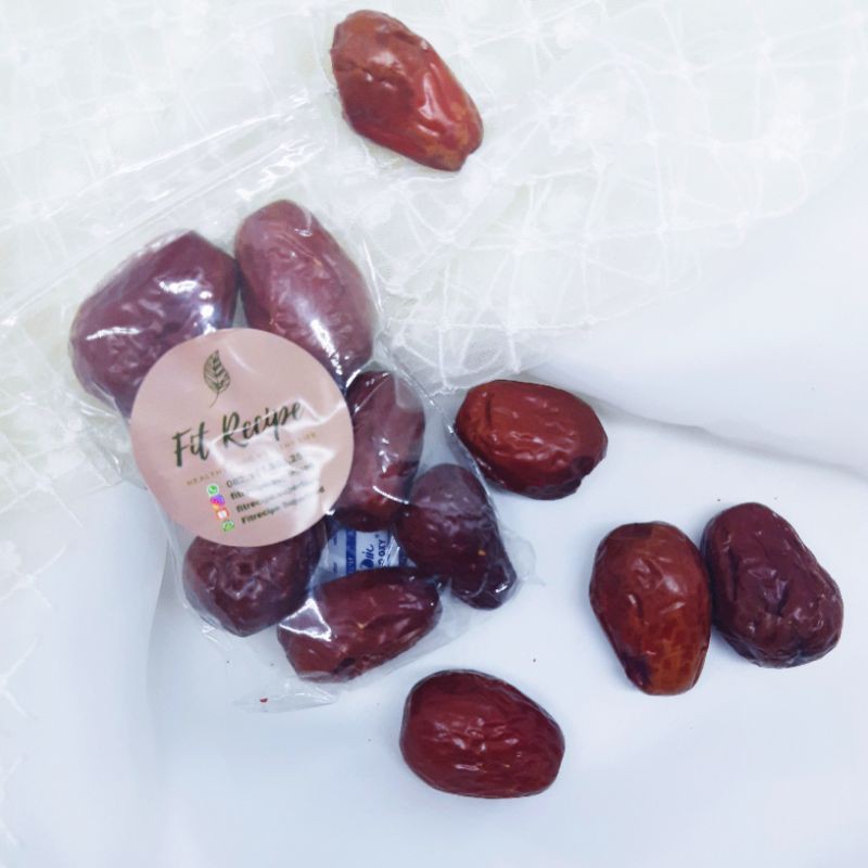 

RED DATES/ ANGCO JUMBO [PREMIUM] - KURMA MERAH (200gr)