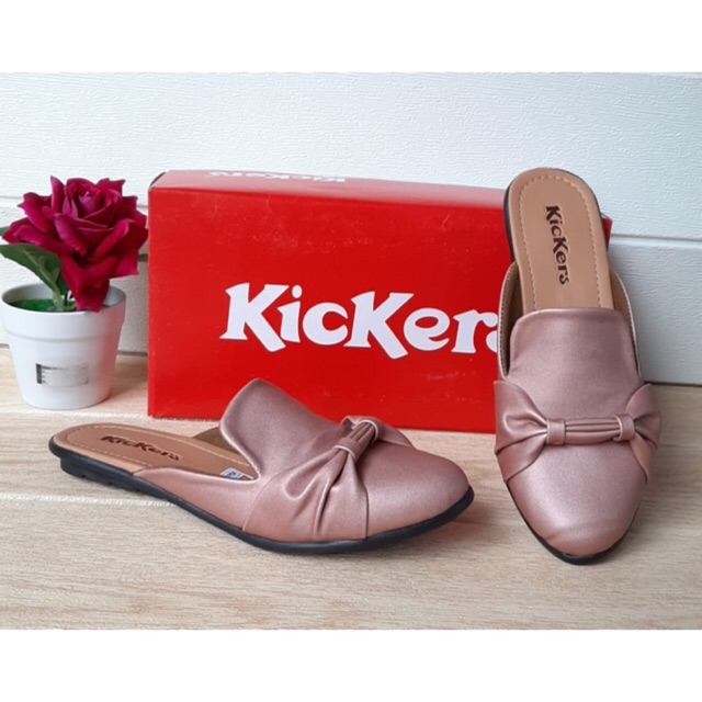 Kickers cewek