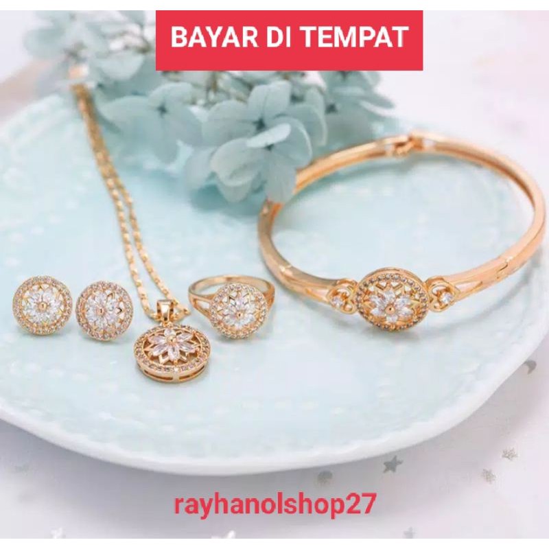 SET PERHIASAN WANITA DEWASA LENGKAP Fhasion Terbaru