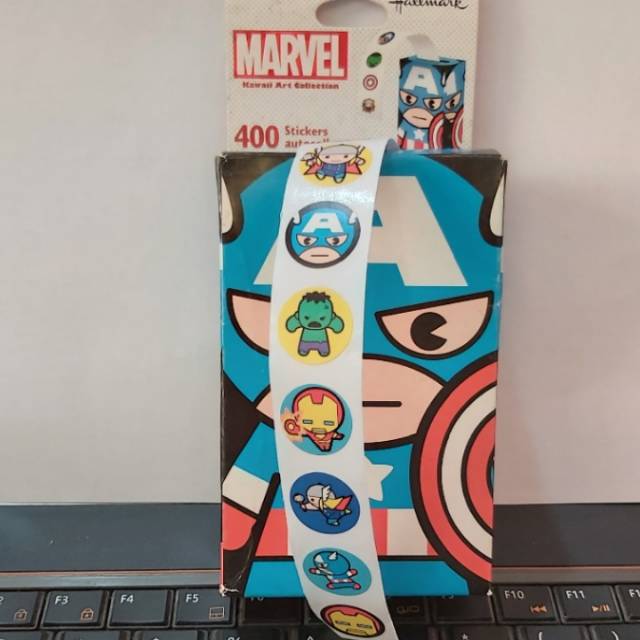 

OBRAL Sticker bulat kecil HALLMARK ORI uk 2cm isi 400pcs