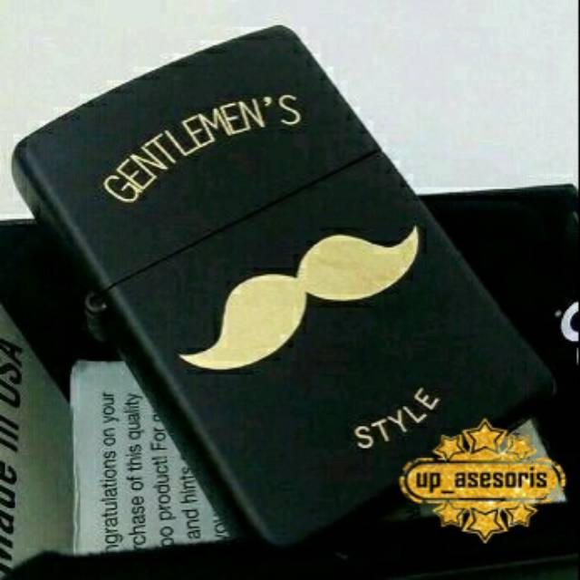 Zippo atau Korek Api Custom Ukir Grafir Logo Gentlemen's