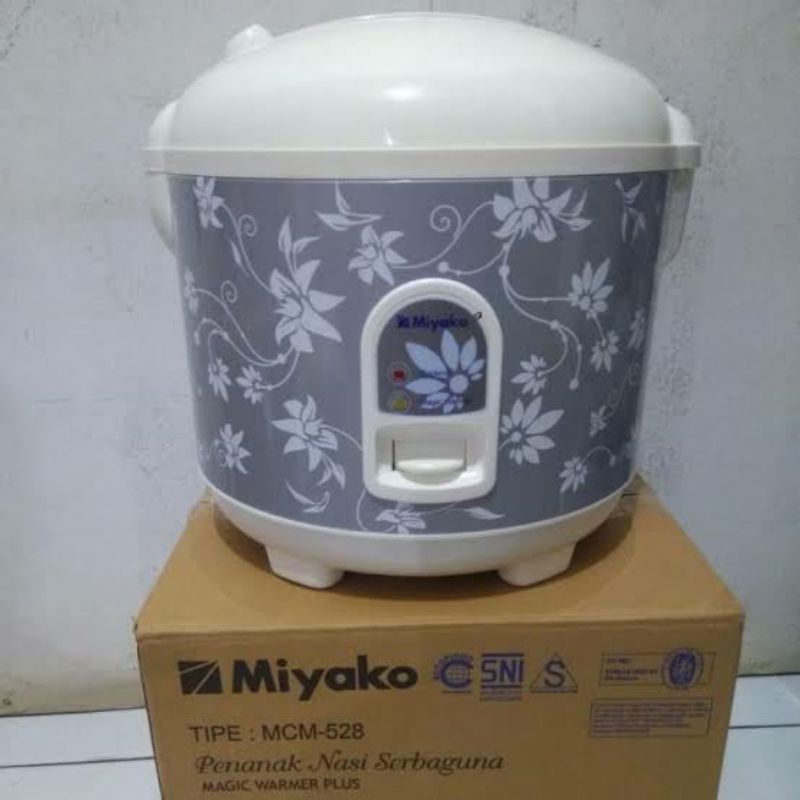 Magic com miyako MCM 528 penanak nasi serbaguna