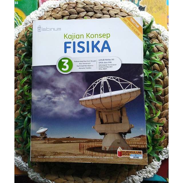 FISIKA KELAS 12 SMA (PLATINUM)