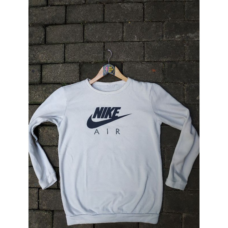 Crewneck Nike Putih