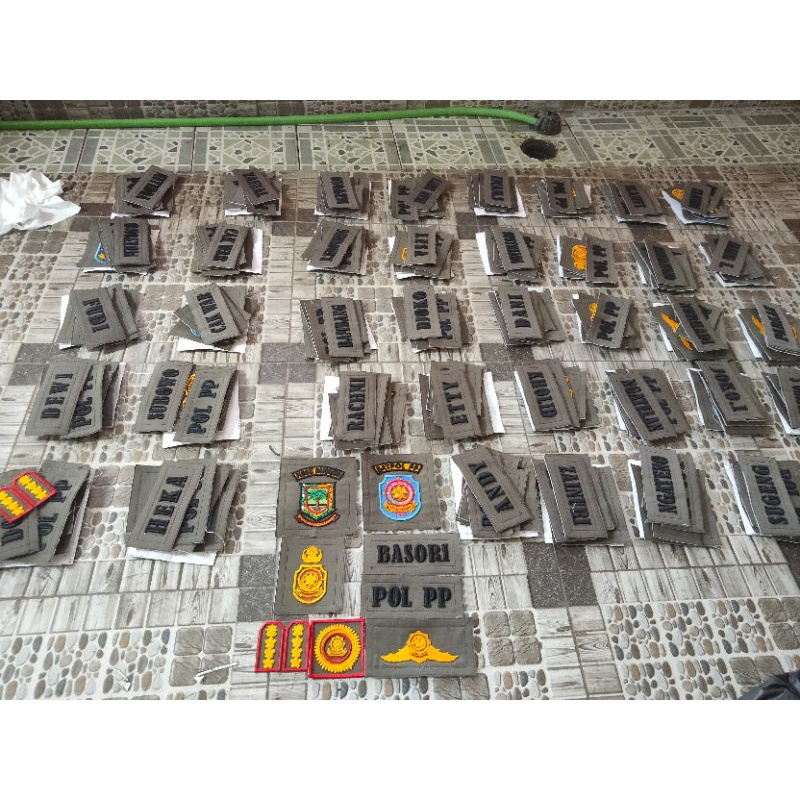 atribut satpol PP timbul mantul