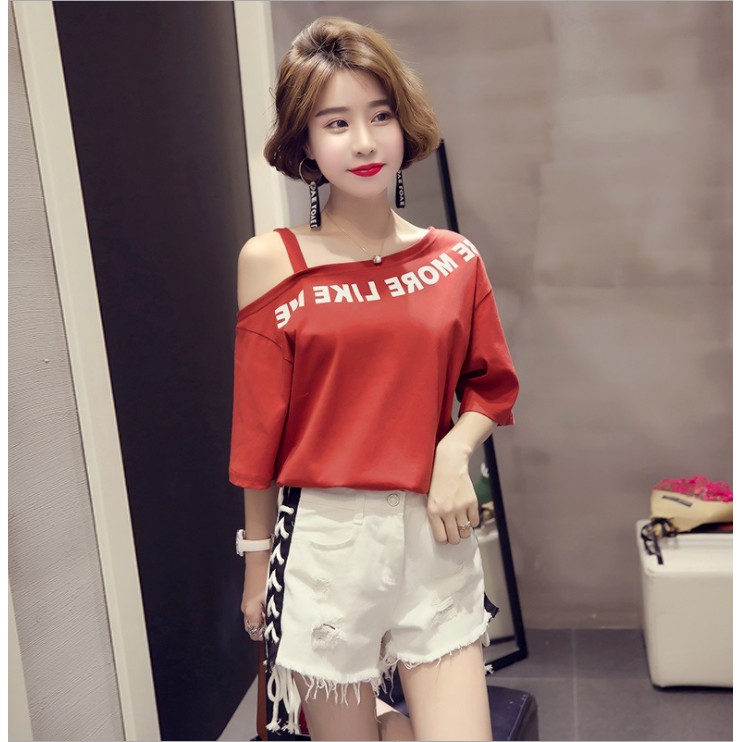 Baju Atasan Ulzzlang T-Shirt Fashion Korean Style Tampak Bahu Kaos Cantik Kaos Wanita Lengan Pendek