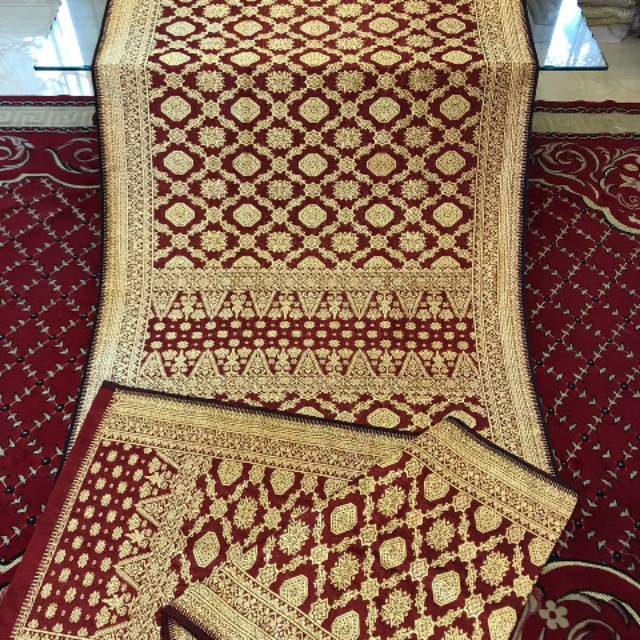 SONGKET LEPUS BENANG EMAS BERLIAN GRADE A SUTRA GEBENG. Harga 3,750