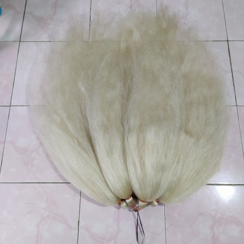 Rambut Cemara tanpa tulang