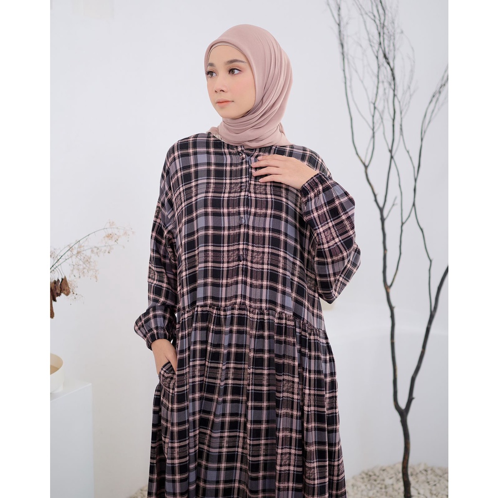 NAZLA TUNIK