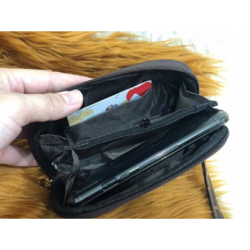 DOMPET LV OVAL wanita luois vitton-3