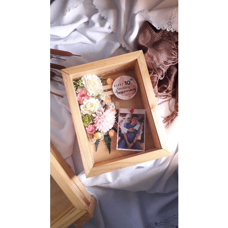 

gift flower frame