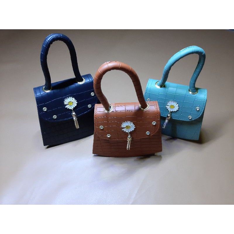 ANDIN- Sling bag Croco