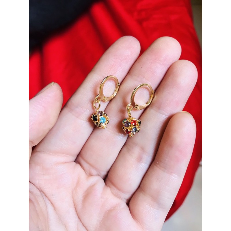 Anting kristal suping