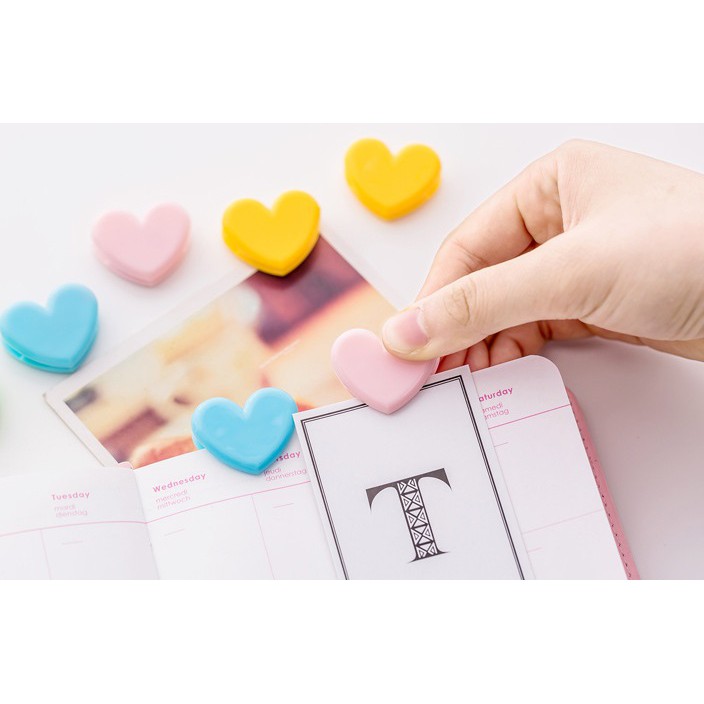 

Jepitan Kertas Paper Clip Love Harga untuk 4 PCS 319-20