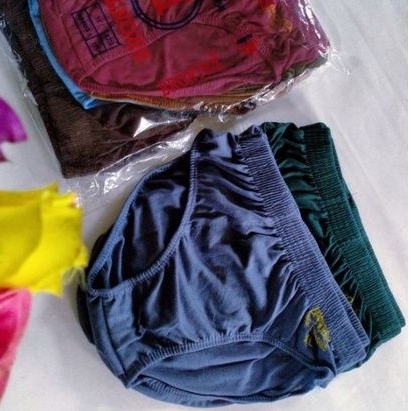 12 pcs celana dalam cowok size XL