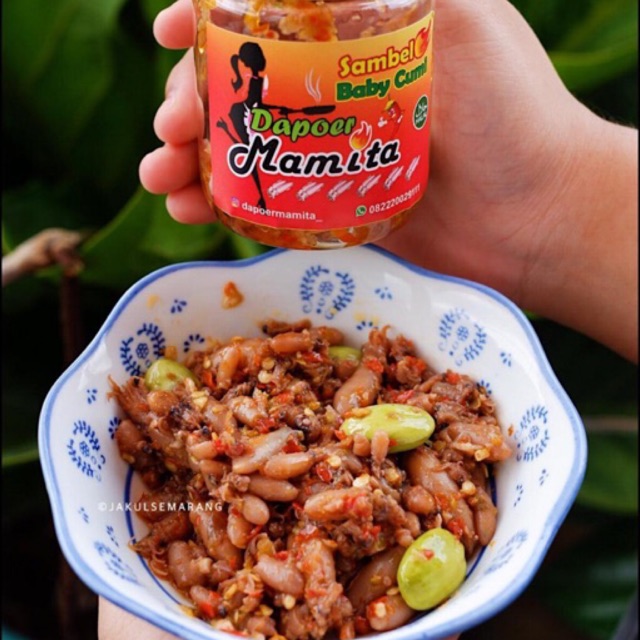 

Sambel/sambal BABY CUMI TERI CAKALANG pedas by dapoer mamita