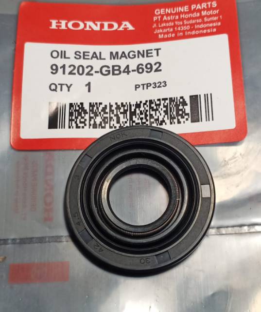 Seal magnet grand supra x besar kecil