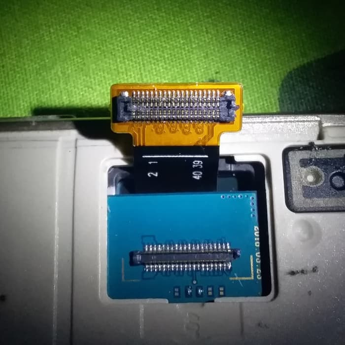 Konektor Lcd Samsung J4 2018 J400F 40 pin di Mesin dikabel