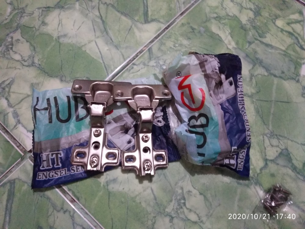 Huben Engsel Sendok Lemari Kitchen Set Bungkuk