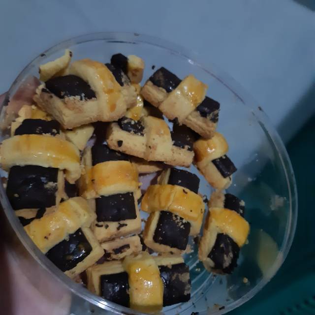 

Nastar coklat