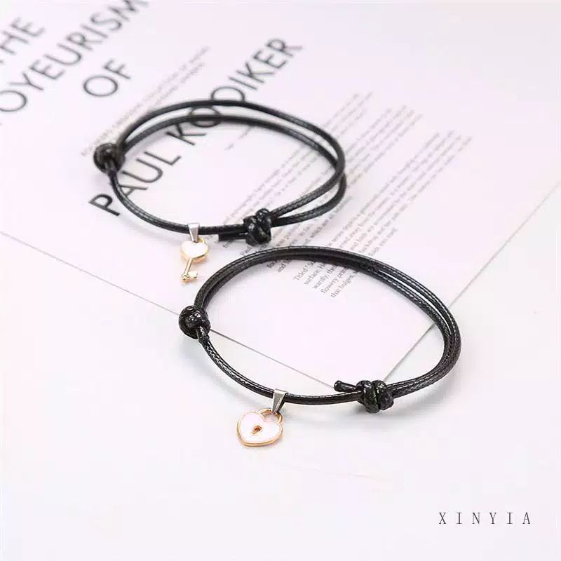 WA132 Sepasang Gelang Couple Key and Chain by Wynter Craft