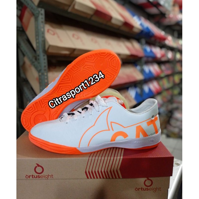 Sepatu Futsal ortus Terbaru/ Ortuss grade original/ Sepatu Futsal original/ sepatu futsal Bagus/ Sep