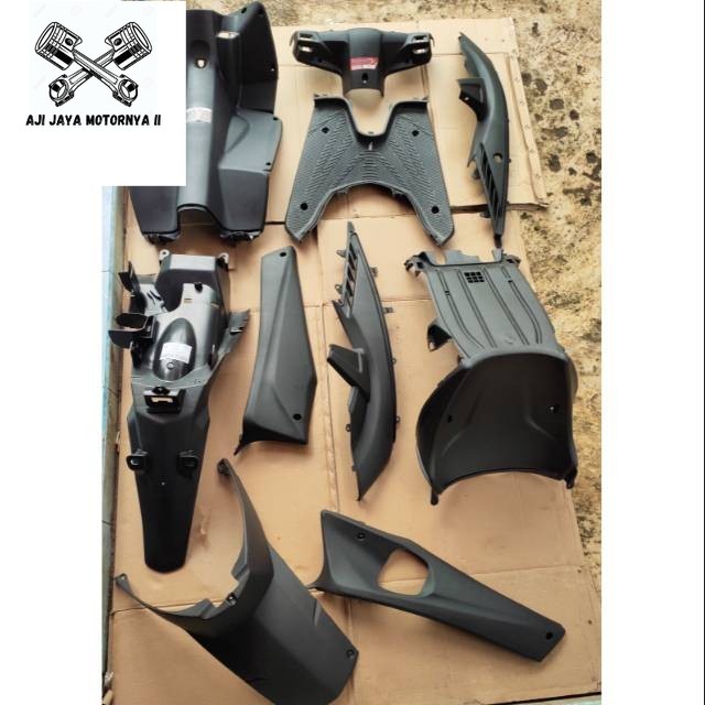 full set body kasar Vario 110 karbu lama old