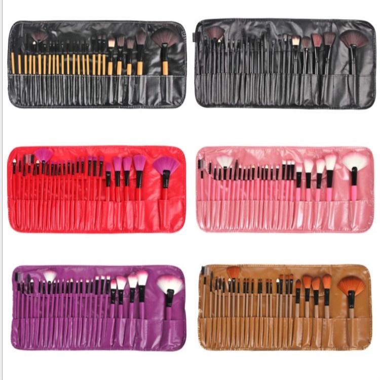 Brush Make Up 24 Set dengan Pouch Kuas Make Up Wajah Brush Make Up Bulu Halus Tidak Rontok Brush Make Up Set Lengkap