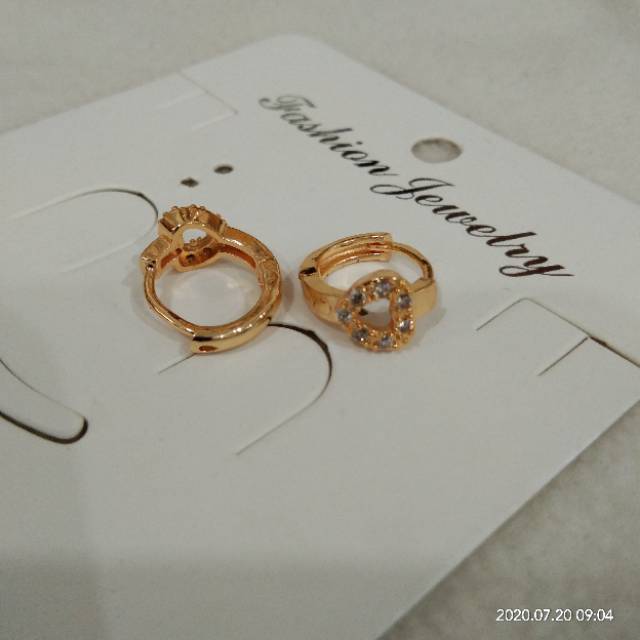 Anting jepit dewasa permata LOVE