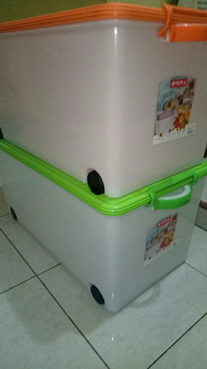 Container Lionstar Vigo Box Beroda 72 Liter Plastik Tebal Lion Star Kotak Penyimpan Mainan Katering