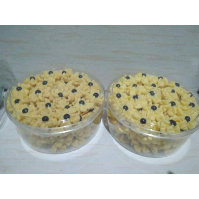 

Kue kering semprit susu, semprit bunga