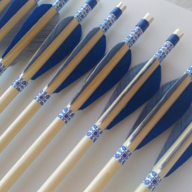 Anak Panah Kayu Spruce