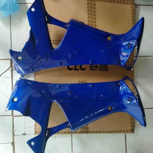 sayap dalam Supra X 125 lama biru