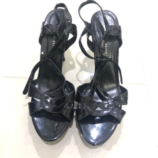 charles and keith preloved