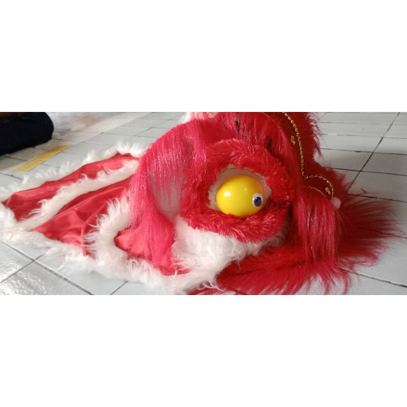 barongsai merah kecil
