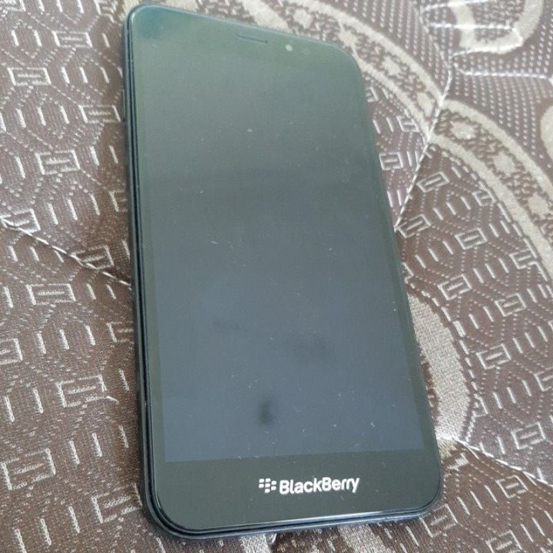 Blackberry Aurora android