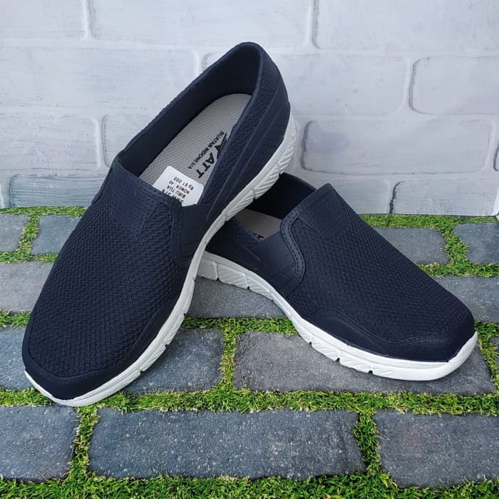 Sepatu Slip on Karet ATT Pria SMW 576