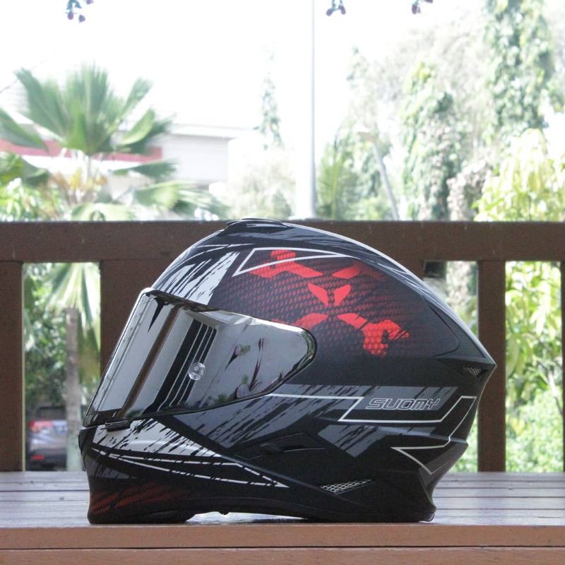 Helm Suomy Stellar Phantom