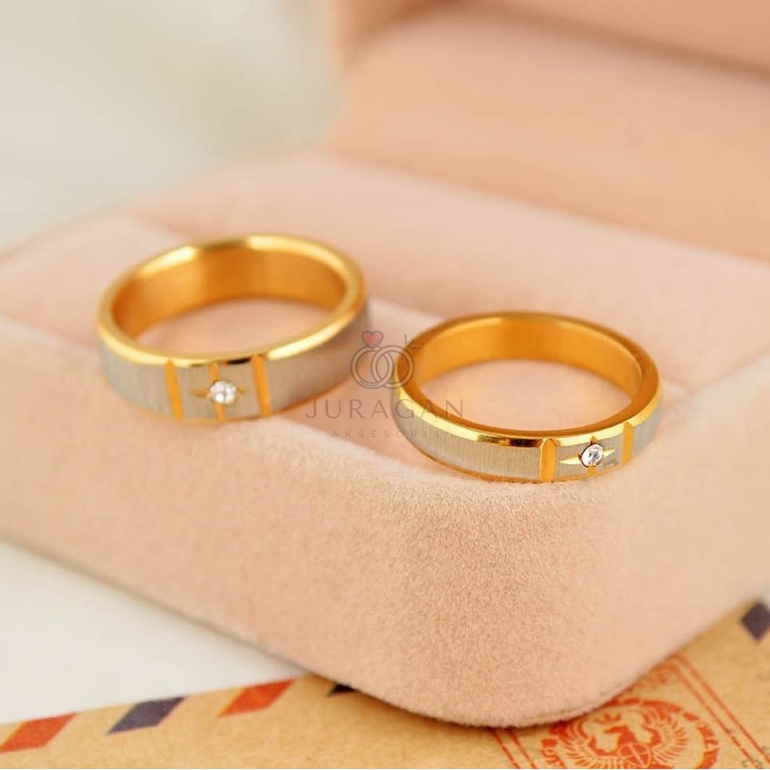 AILOVIU Cincin Couple UKIR NAMA Silver Gold R55 Titanium Kawin Tunangan Anti Karat High Quality BONUS Gelang Couple