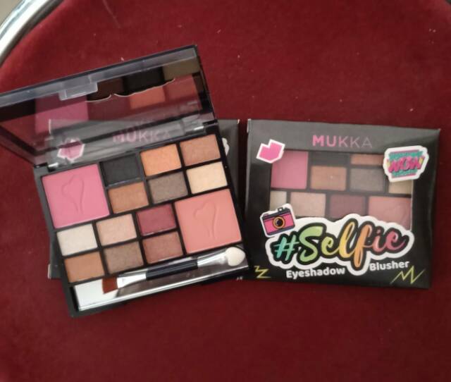 Selfie eyeshadow &amp; Blusher Mukka