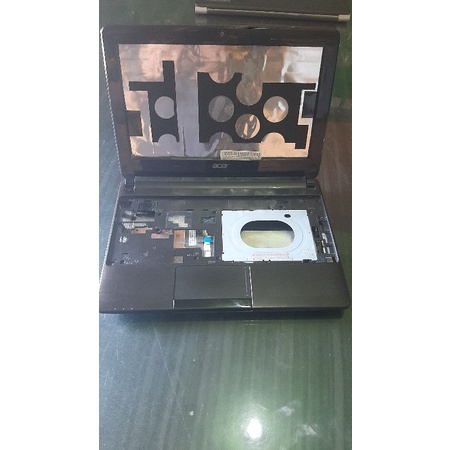 Casing Acer Aspire One D270