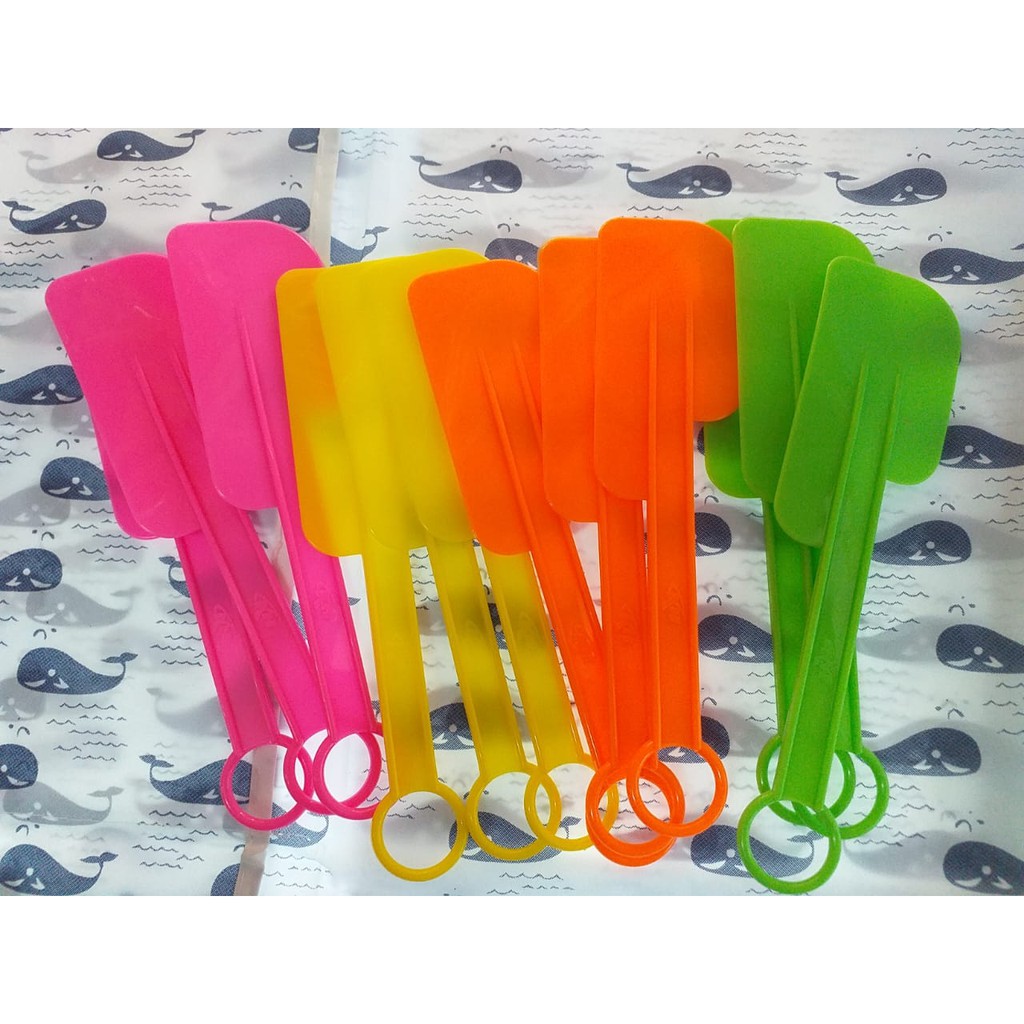 

Spatula Kecil Plastik Pengaduk Adonan Warna Random