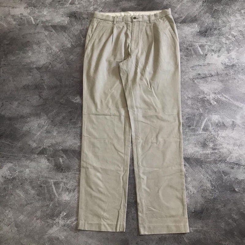 Uniqlo Chino pants cream  khaki / celana panjang pria wanita regular fit gombrong tebal casual basic