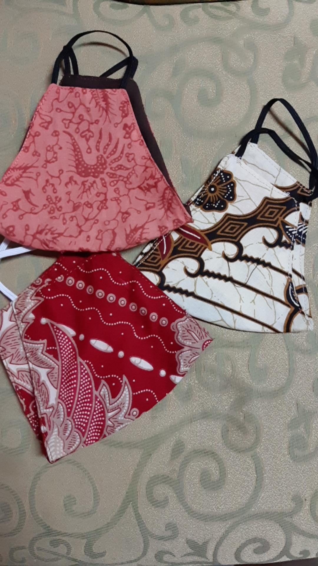 Masker Kain Batik Solo 3ply Washable/earloop & Headlop