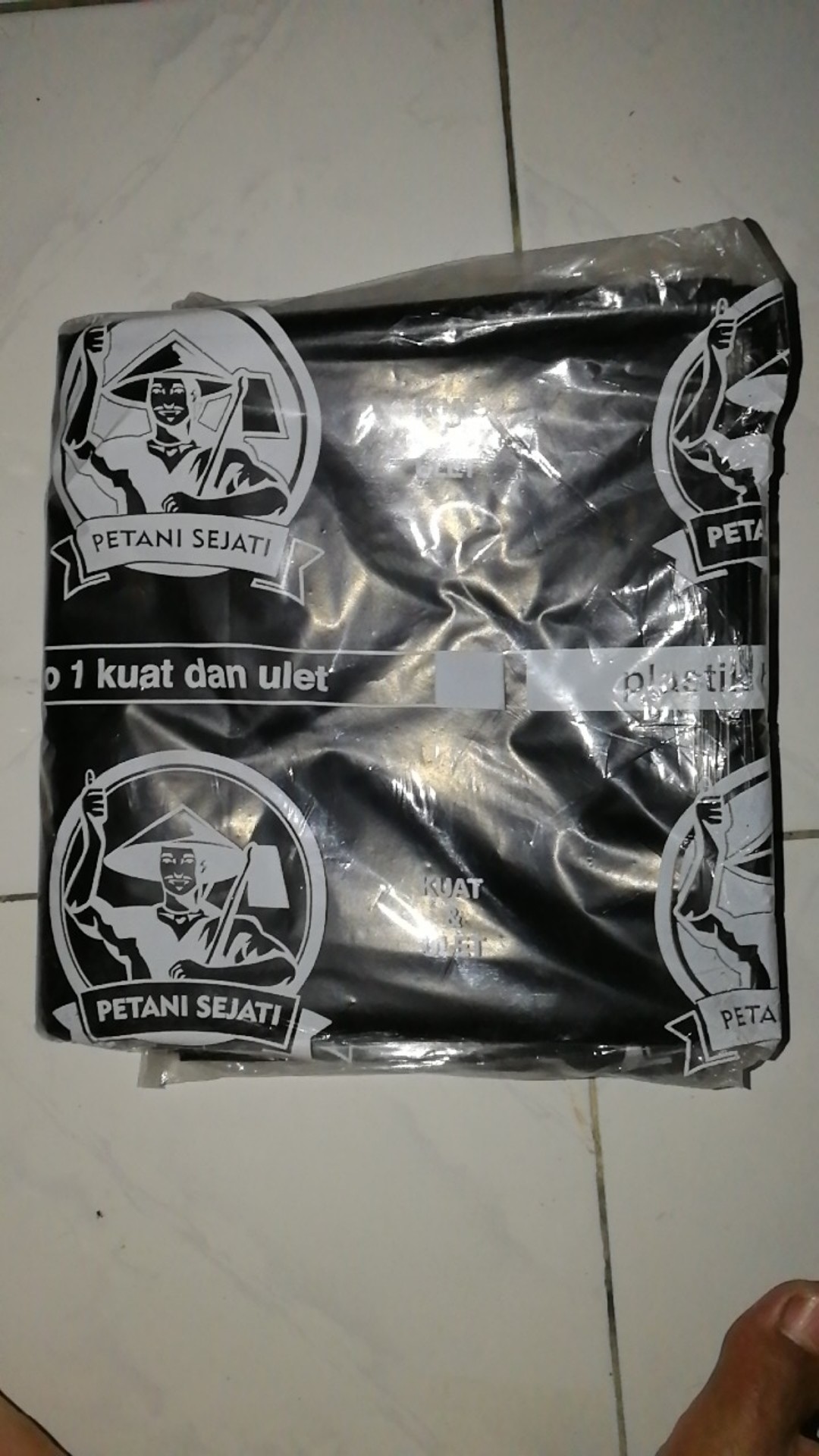 1 Kg - Plastik Mulsa Hitam Perak - Termurah Plastik Berkebun Dan Packing Plastik Hitam Packing 25 M