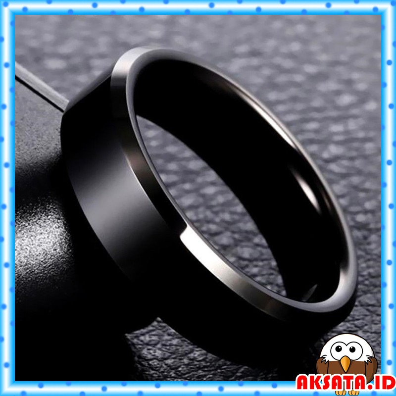 Cincin Hitam Polos Titanium Pria Wanita Dewasa Couple