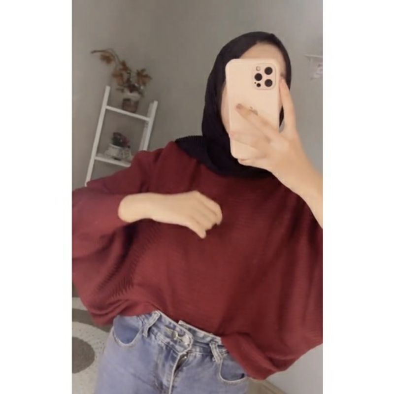 TIARA BLOUSE KNIT /OVERSIZE BATWING RAJUT/ ATASAN RAJUT WANITA TREND-Marron